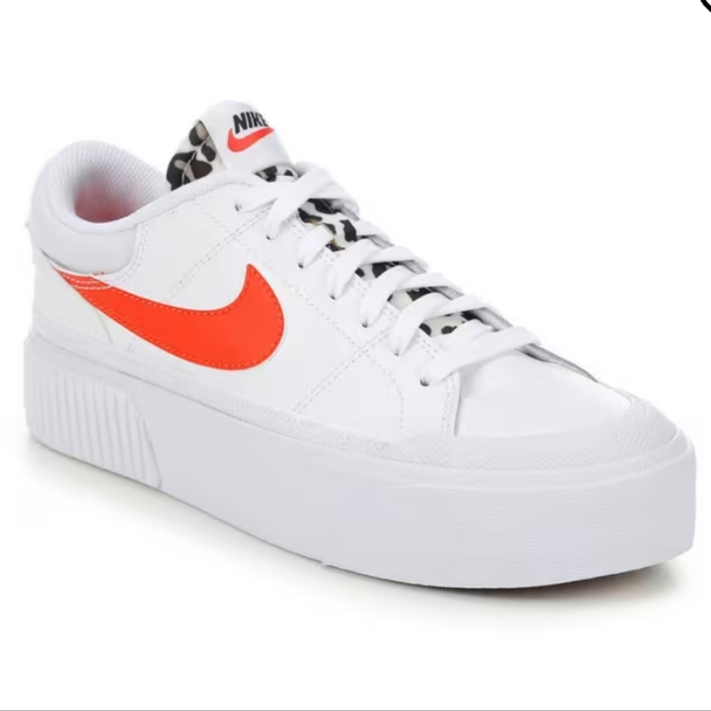 NWB Women's Nike Court Legacy Lift Sneakers